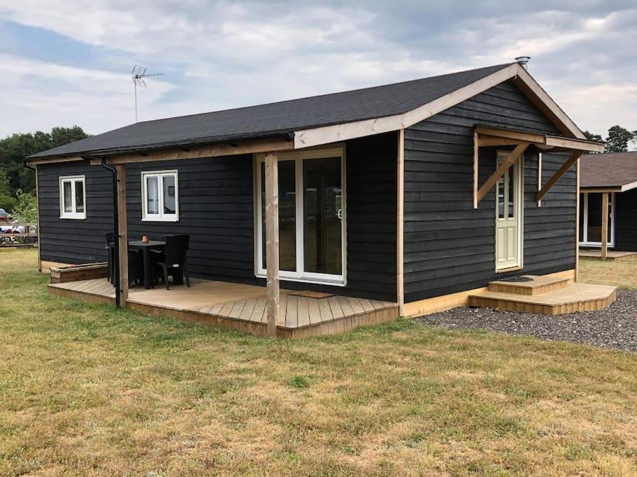 Nightjar Lodge - Adults Only Lackford Екстер'єр фото